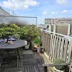 Renovated Studio With A Beautiful Terrace
