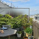 Renovated Studio With A Beautiful Terrace